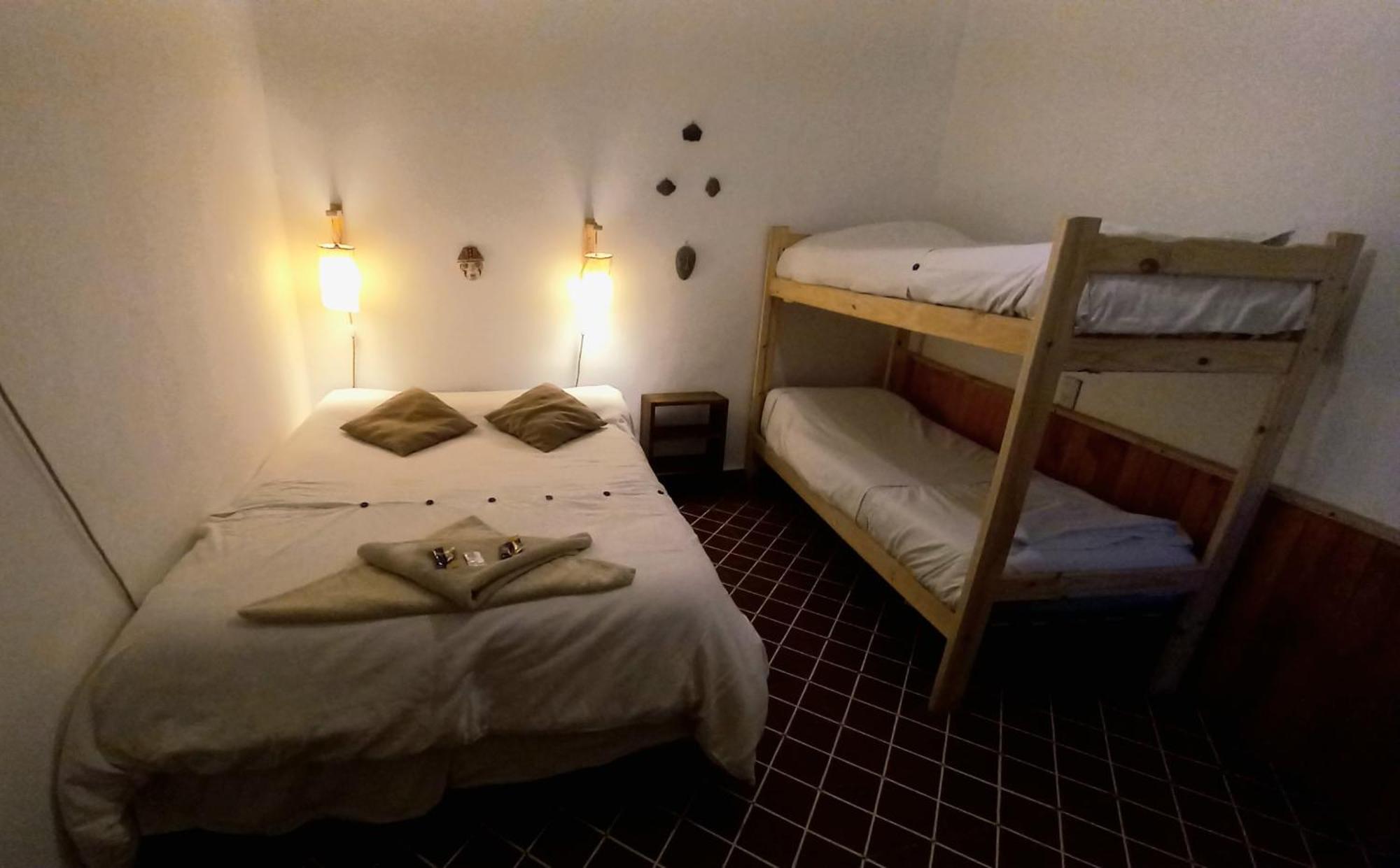 ウマウアカ Hostal Amalaya Bed & Breakfast エクステリア 写真